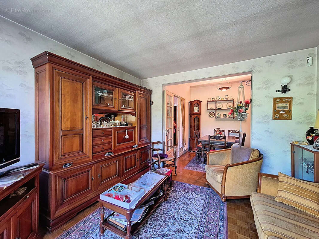 Maison à L&#039;HAY-LES-ROSES