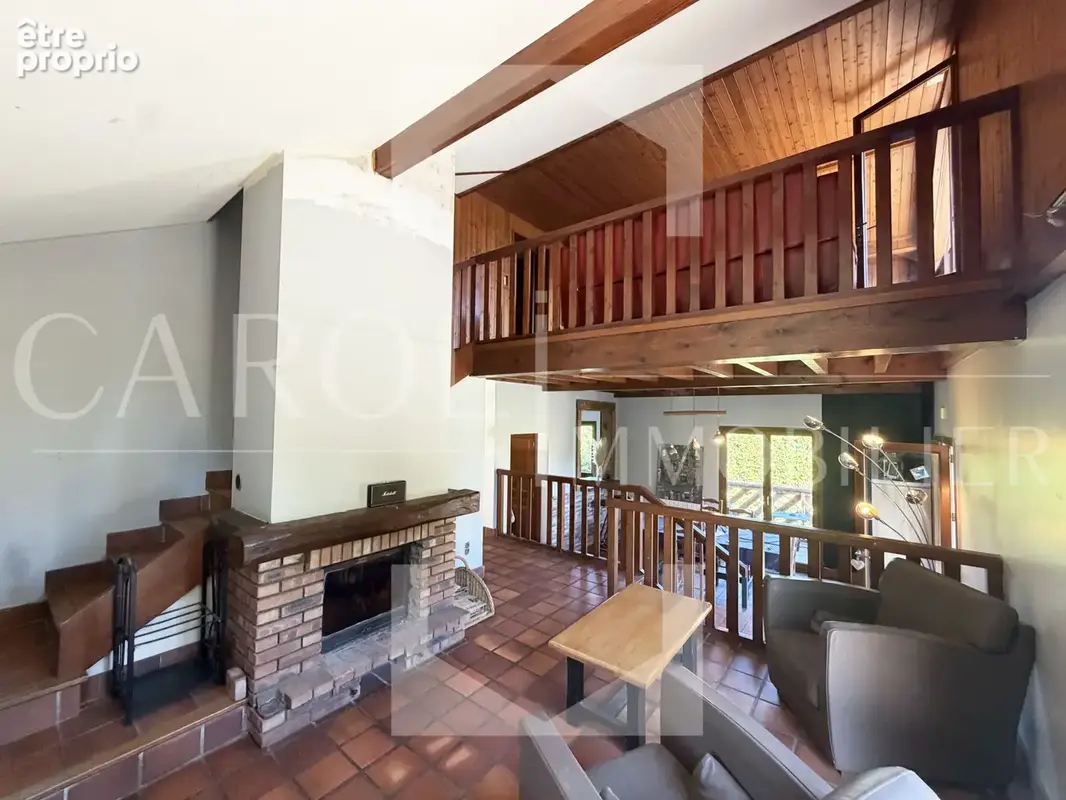 Maison, 5 pièces avec 2300 m2 de terrain constructible - photo 8