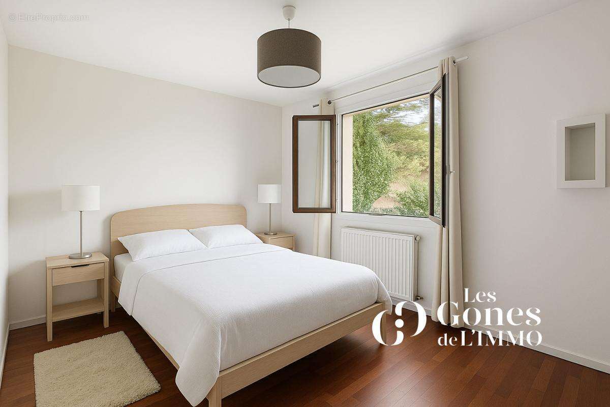 Maison à SAINT-GENIS-LAVAL