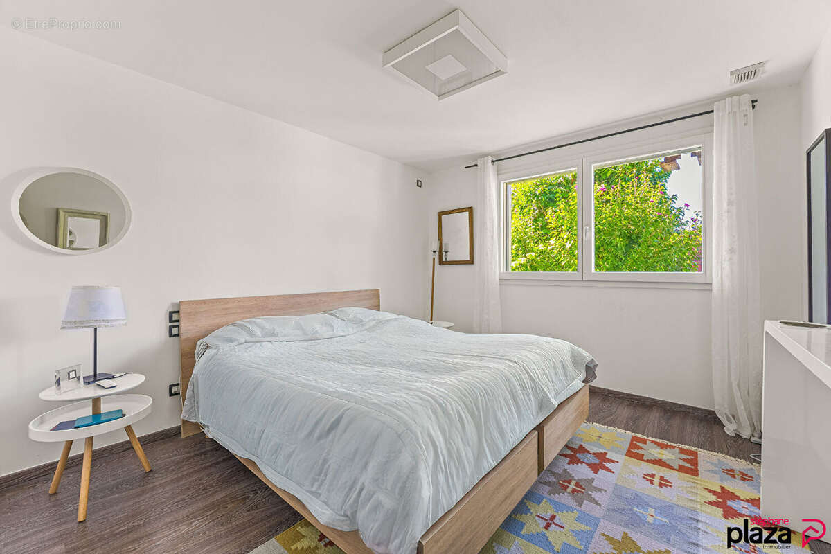 Maison à PREVESSIN-MOENS