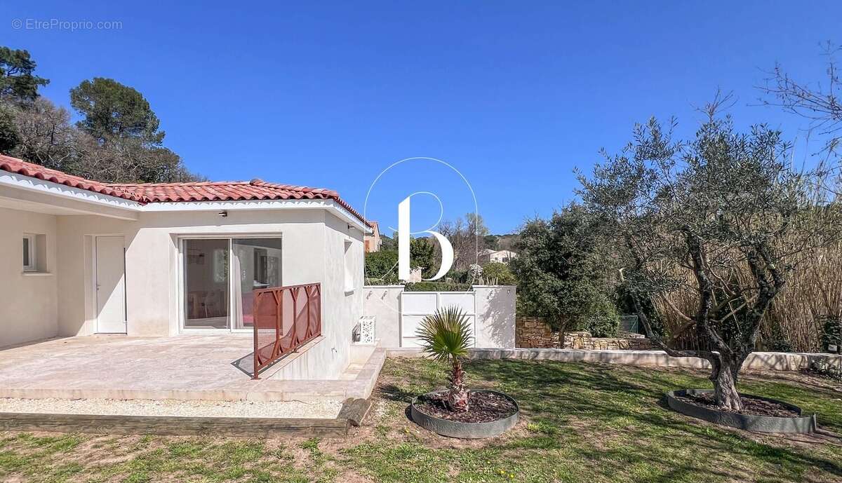 Maison à GOUDARGUES