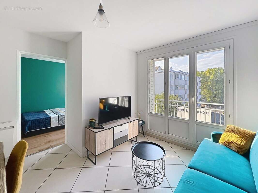 Appartement à SAINT-MARTIN-D&#039;HERES