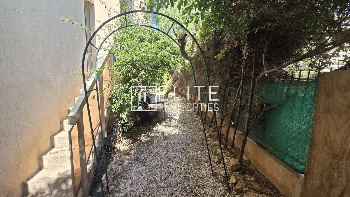 Appartement à LE CANNET