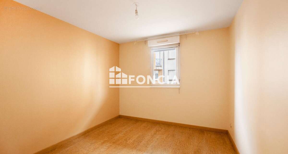Appartement à FLEURY-LES-AUBRAIS