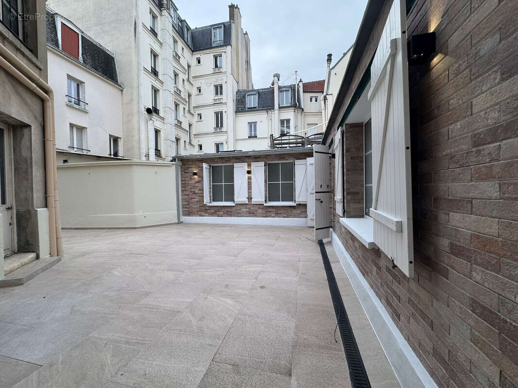 Maison à CHARENTON-LE-PONT
