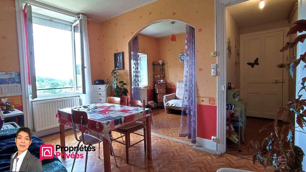Appartement à THIZY