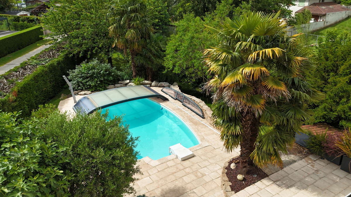 Maison familiale avec piscine   Péronnas - photo 3