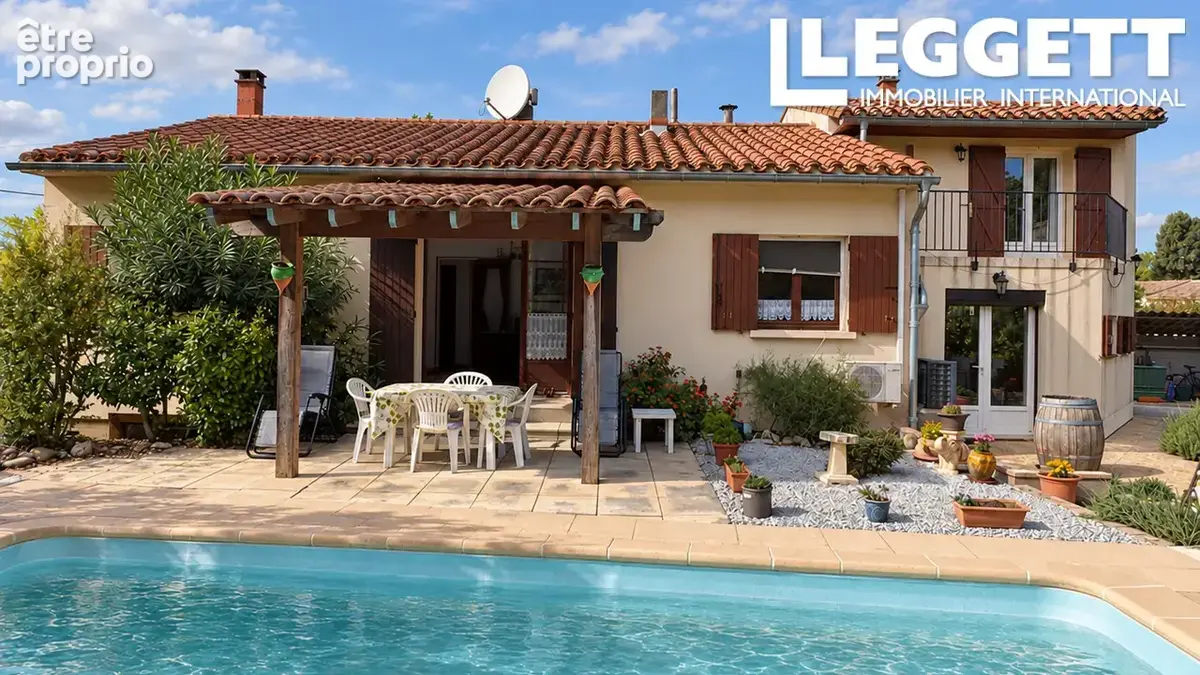 Maison individuelle de 4 chambres avec piscine chauffée, garage de 88 m² et jardin à Carcassonne - photo 1