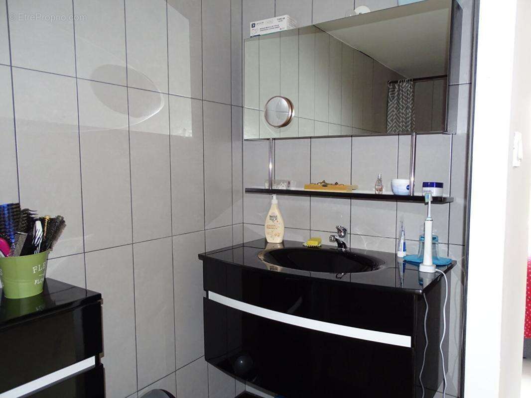 Ensemble immobilier Saint Leon Sur Vézère 8 pièce(s) 210.48 m2 - photo 16