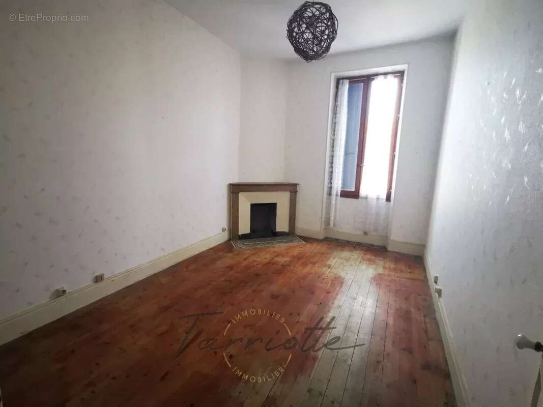 Maison à LE TEIL