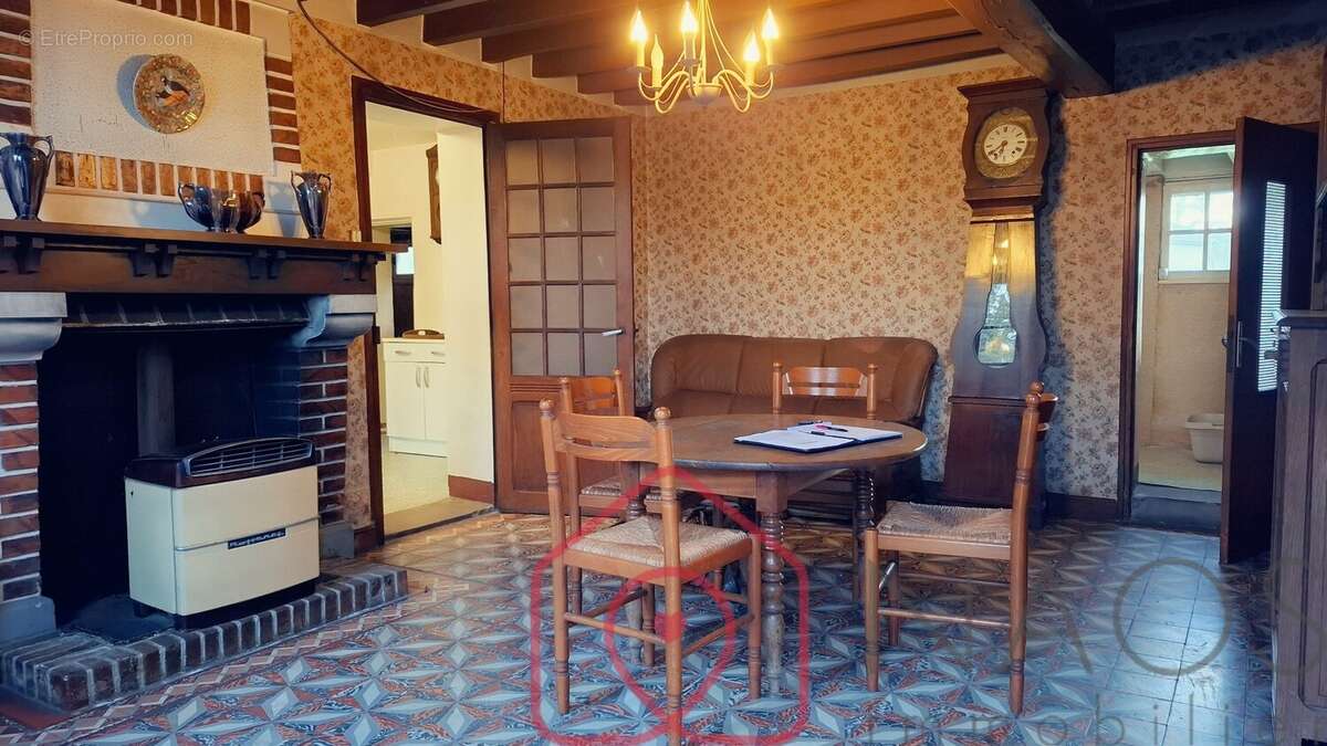 Maison à CLEMONT