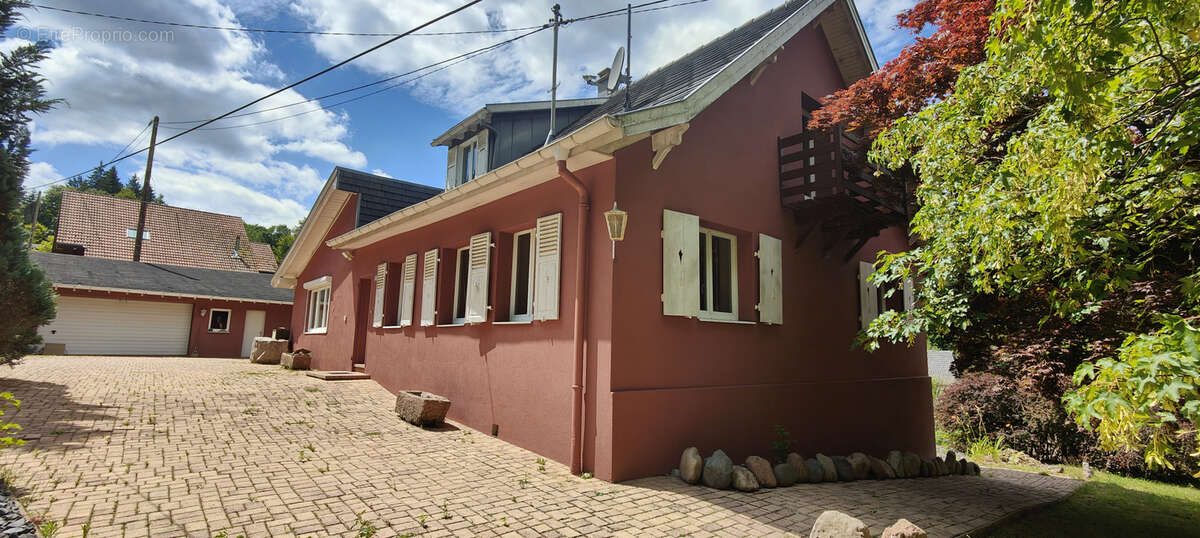 Charmante maison à Grandfontaine, quartier très ensoleillé sur les hauteurs, 135 m2, 10 ares de terrain. - photo 4