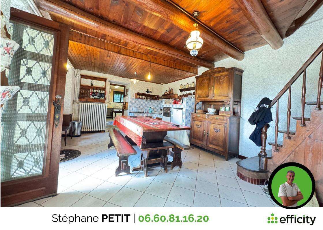 Maison 336 m² à Bellevue-La-Montagne  - photo 22