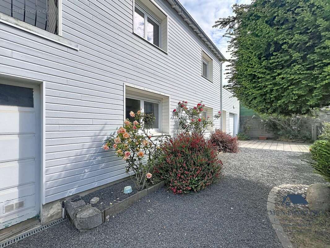 Maison 92 m² à Saint-Brieuc  - photo 2