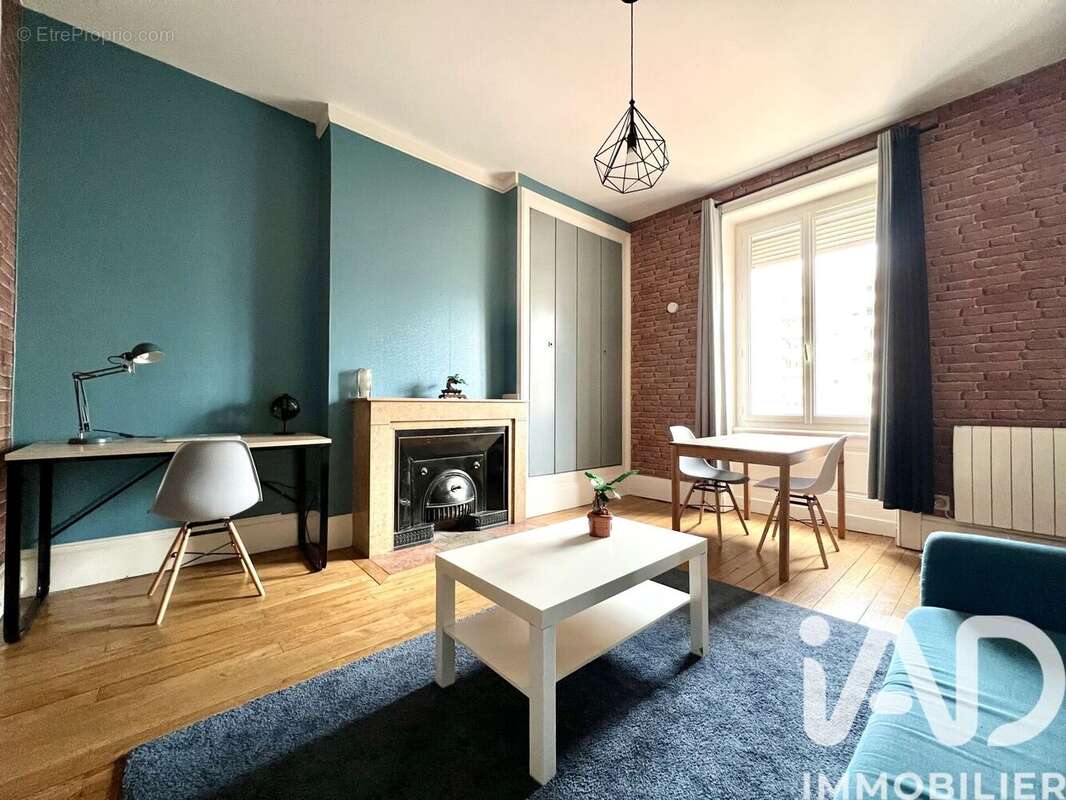Photo 6 - Appartement à VILLEURBANNE