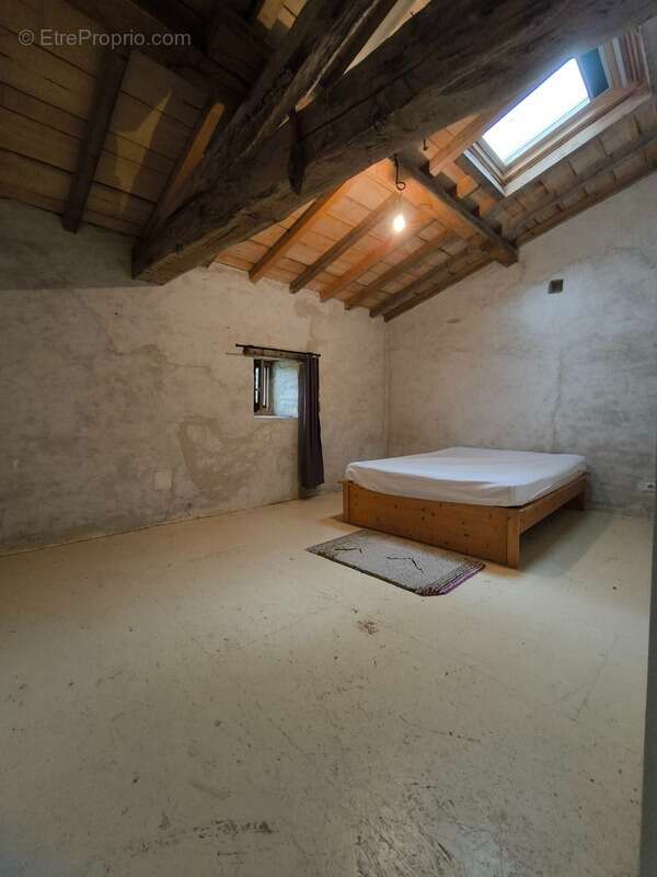 Dpt Charente (16), EBREON à vendre un ensemble de deux maisons - photo 12