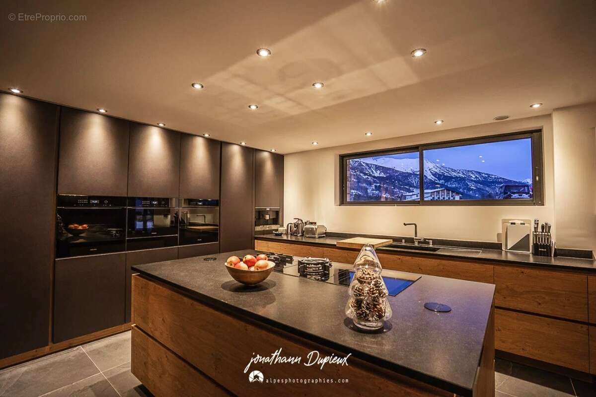 Maison à LA SALLE-LES-ALPES