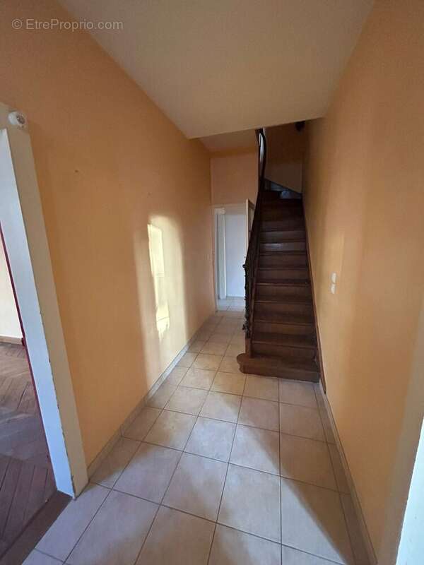 Maison à ROUESSE-FONTAINE