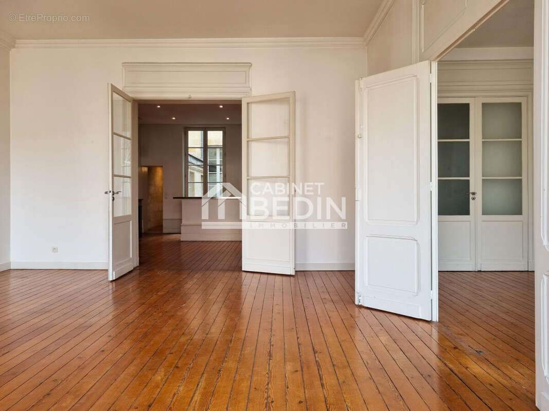 Appartement à BORDEAUX