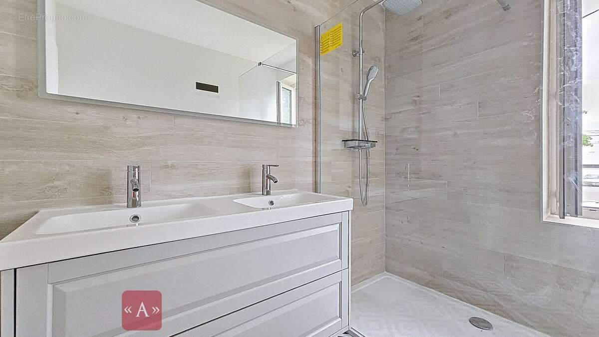 Maison à SAINT-SULPICE