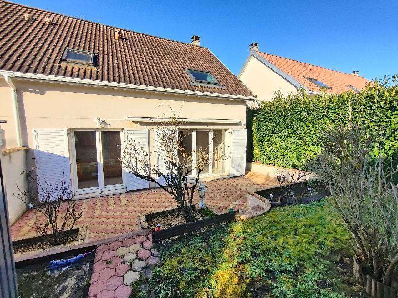 Maison à MITRY-MORY