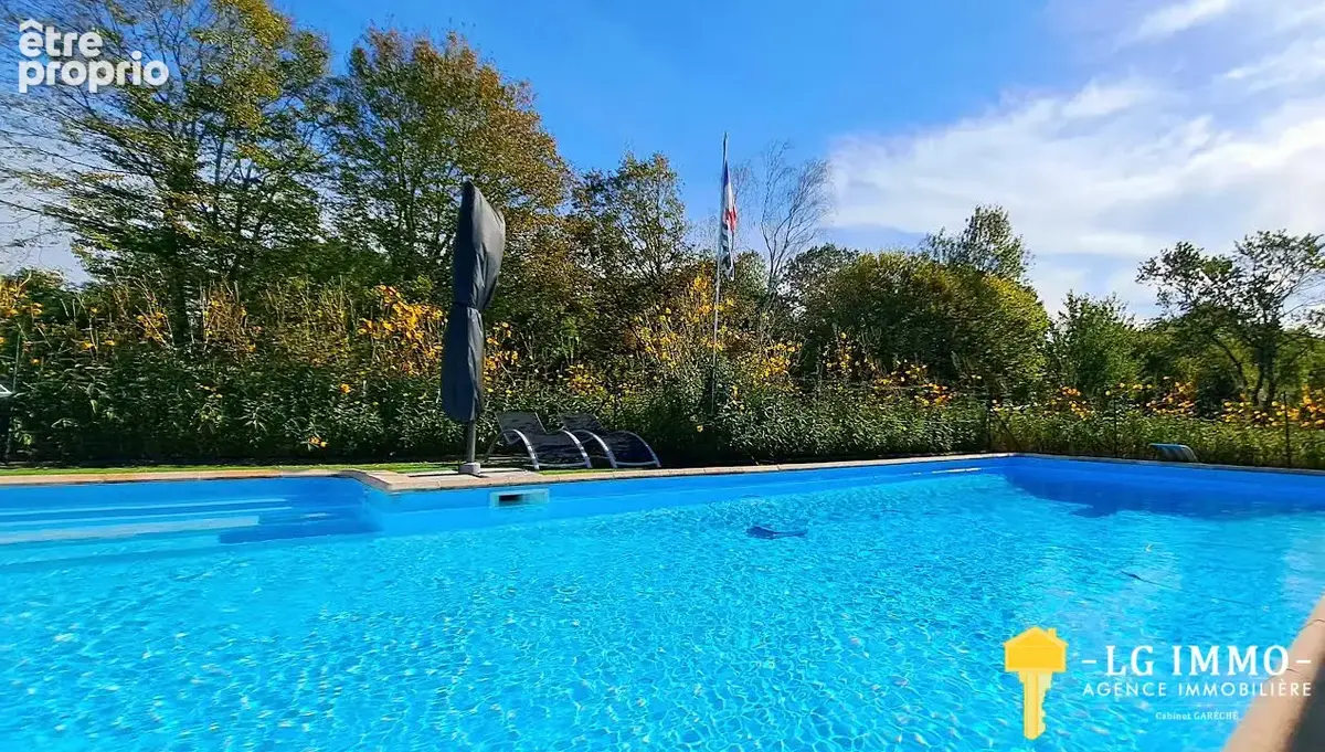 Maison familiale de 174 m2 , belles prestations , idéalement située. - photo 5