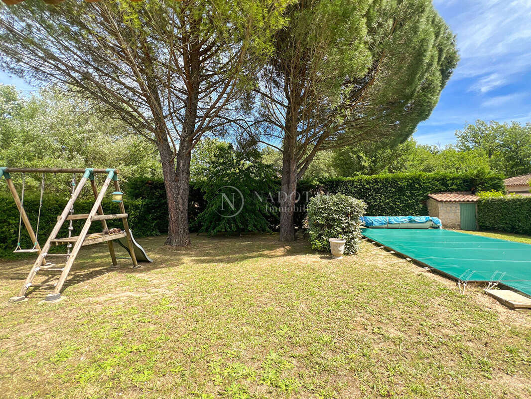 Maison Saint Pantaleon 5 pièce(s) 140 m2 - photo 2