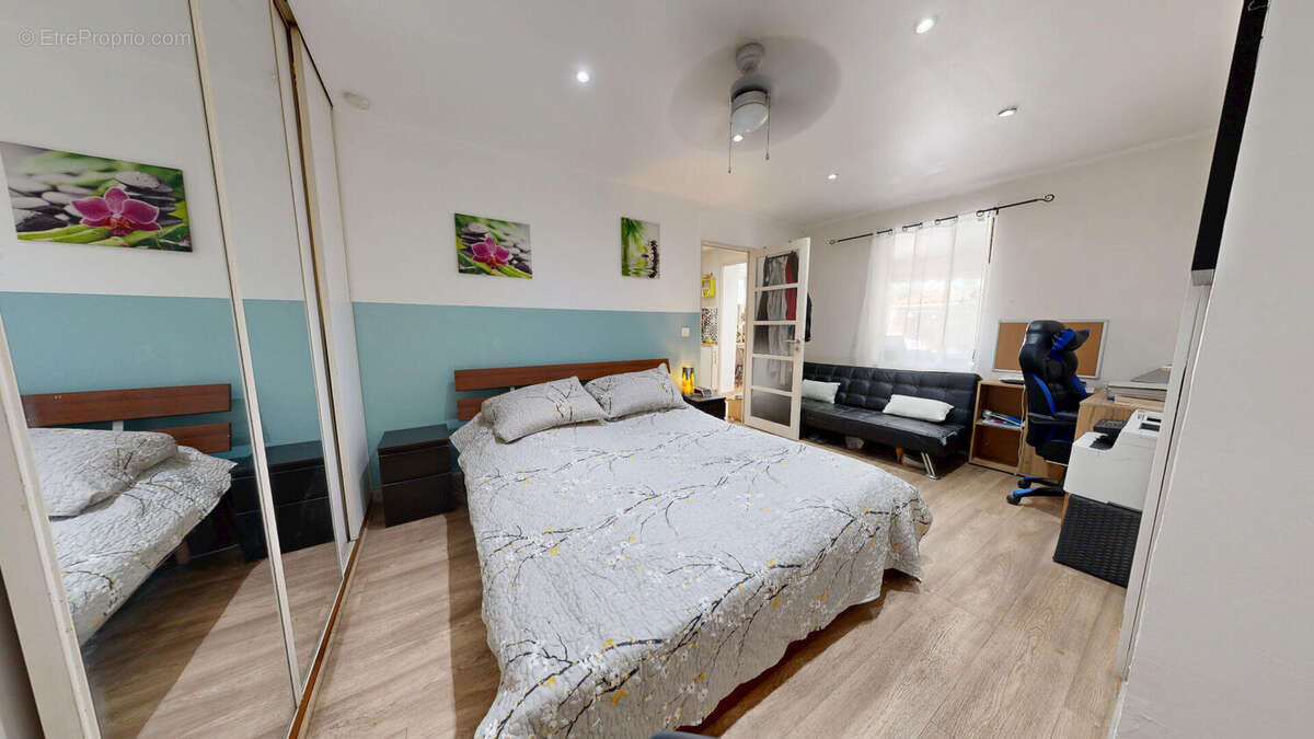 Appartement à MARSEILLE-10E