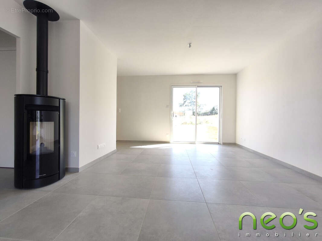 Maison à LE MAY-SUR-EVRE