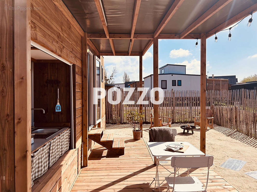 Beach House - photo 2