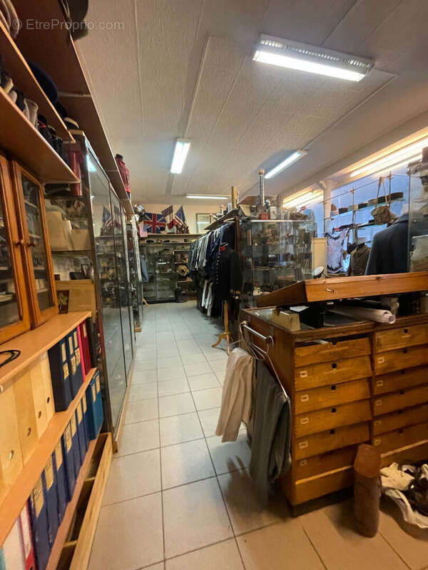 Commerce à PARIS-15E