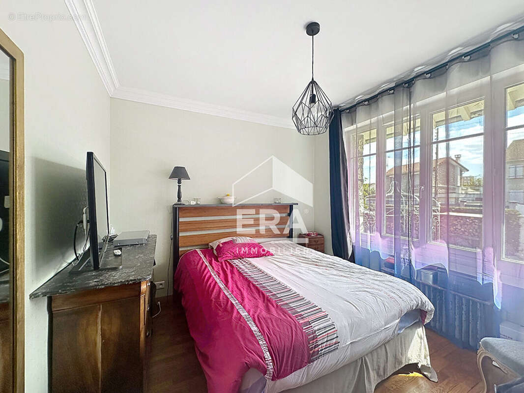 Maison à CONFLANS-SAINTE-HONORINE