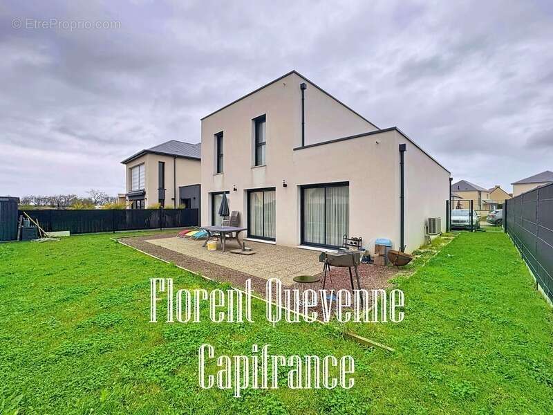 Maison à CAGNY