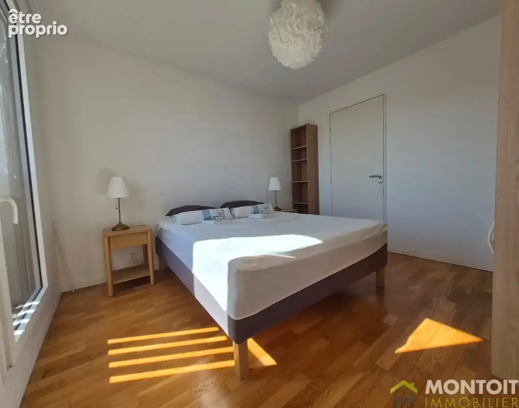 Dernier étage / Charmant appartement 2P avec balcon et parking au calme - photo 10
