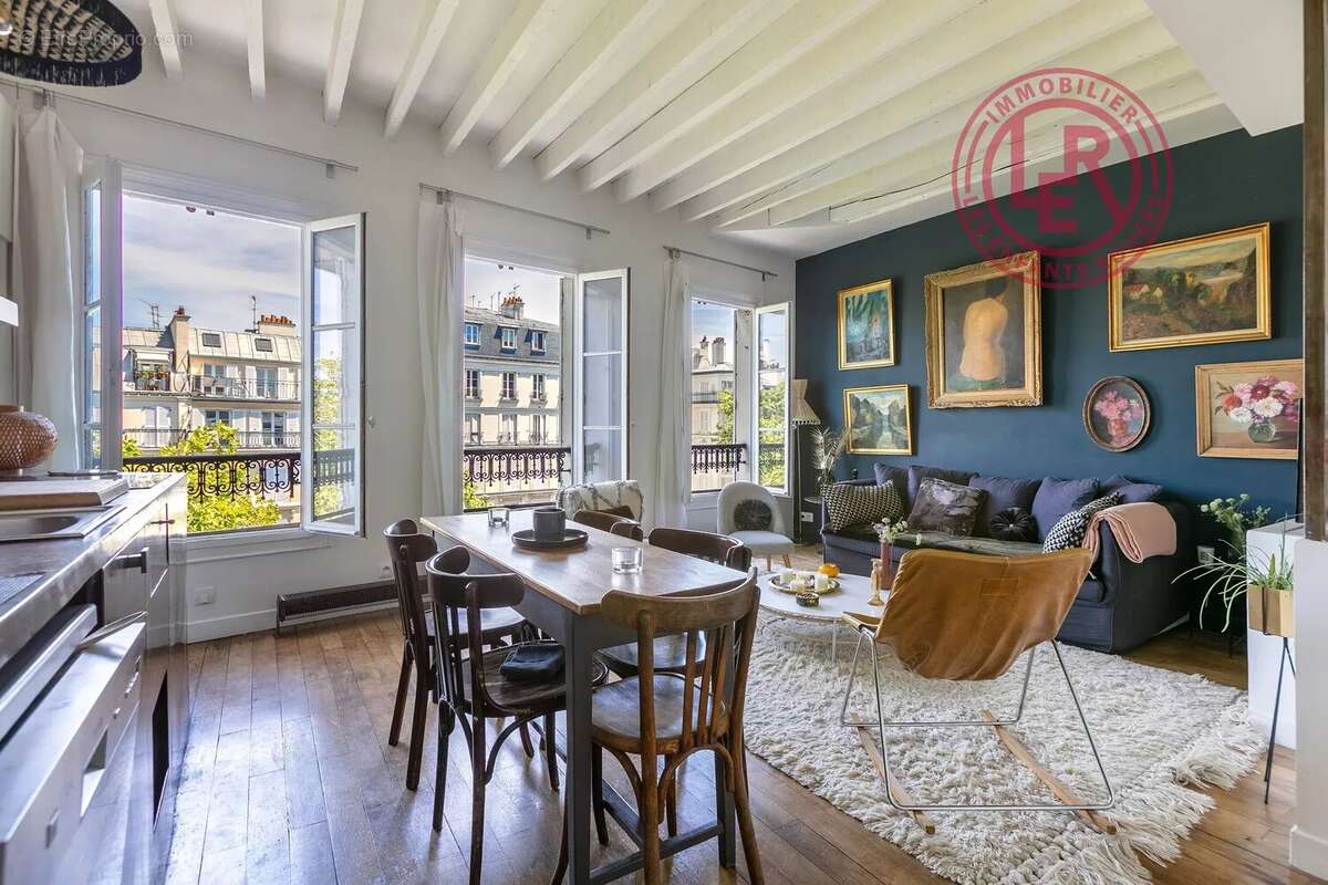 Appartement à PARIS-3E