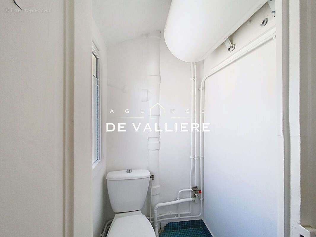 Appartement à COURBEVOIE