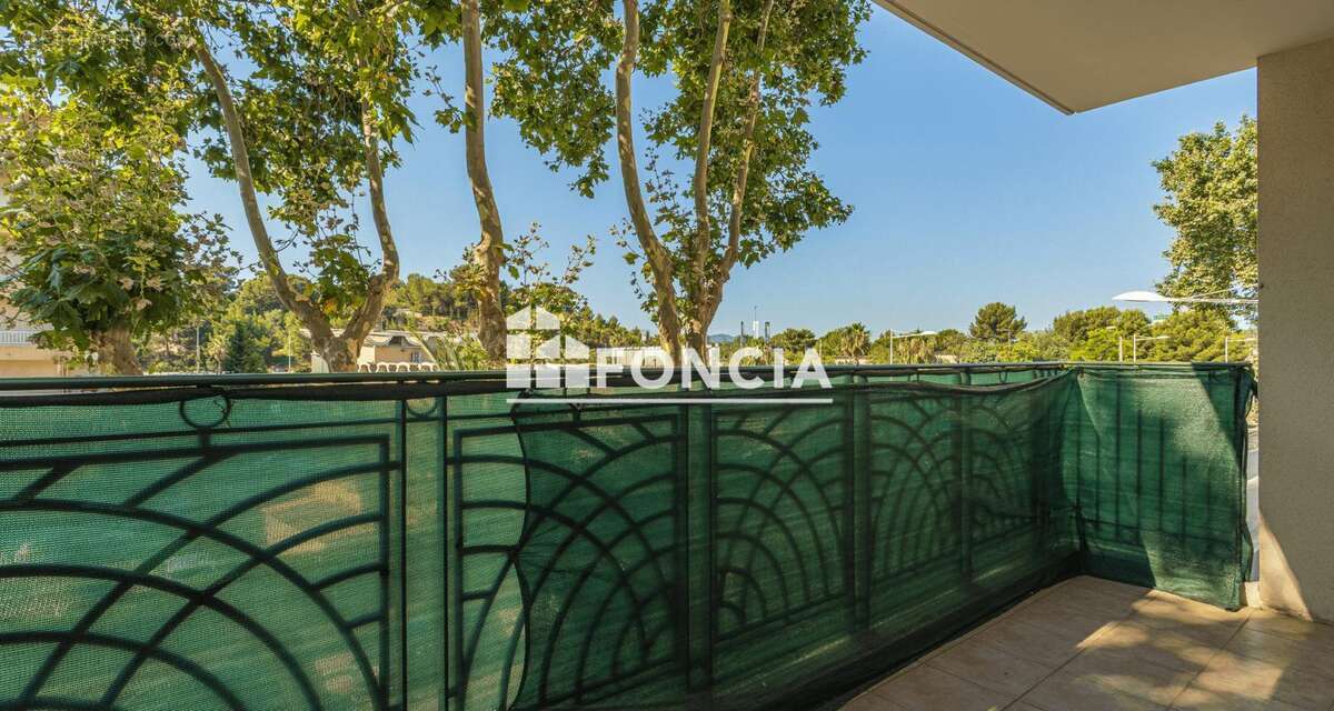 Toulon ouest - grand t2 - terrasse et garage ferme dans residence recente - photo 9