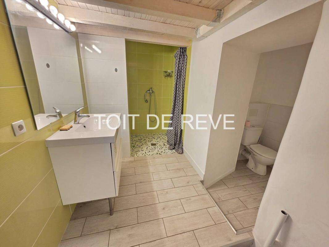Immeuble proche Uzès : 334m2 divisés en 4 appartements + cours intérieure de 170m2 - photo 27