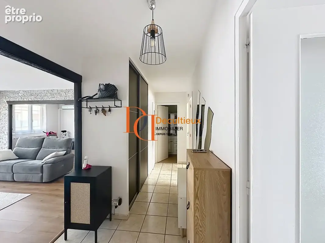 Appartement 71 m² à Villefranche-Sur-Saone  - photo 4