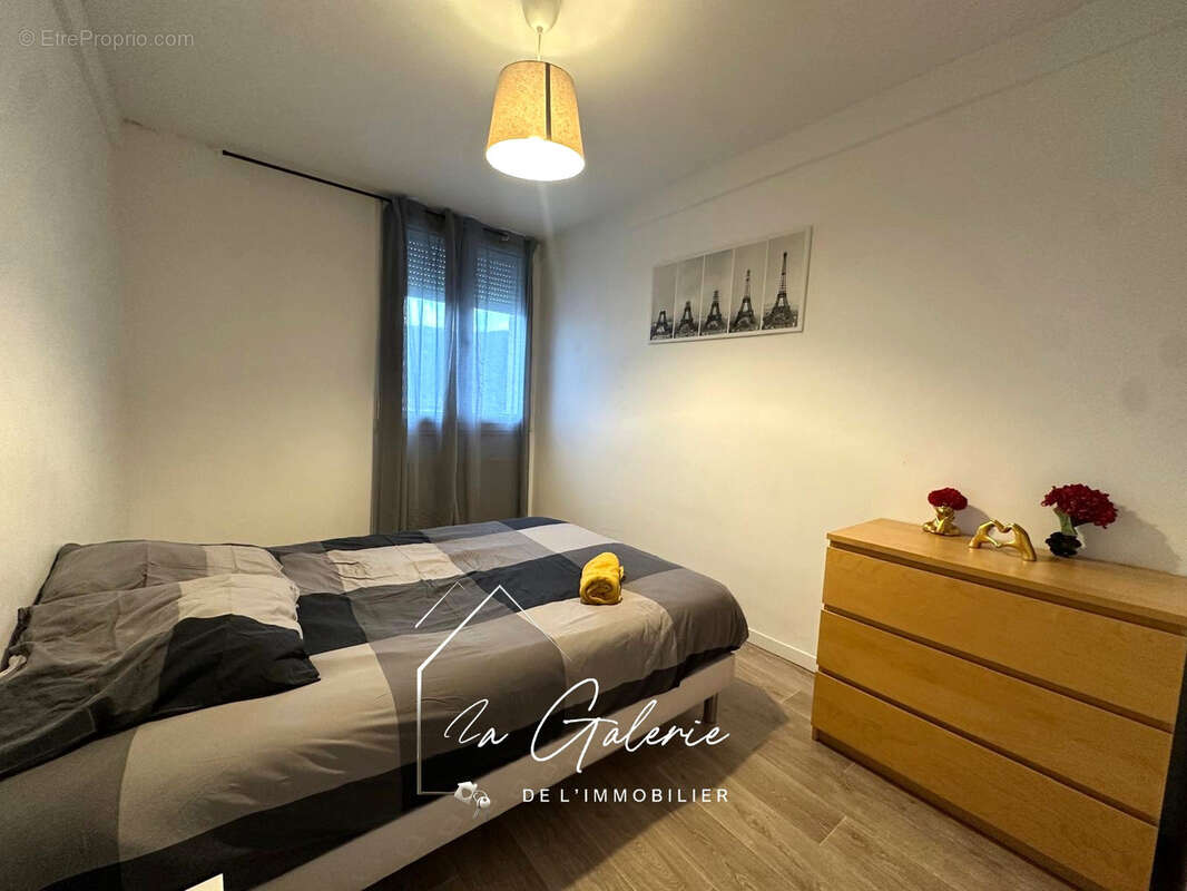 Appartement à LE PONT-DE-CLAIX