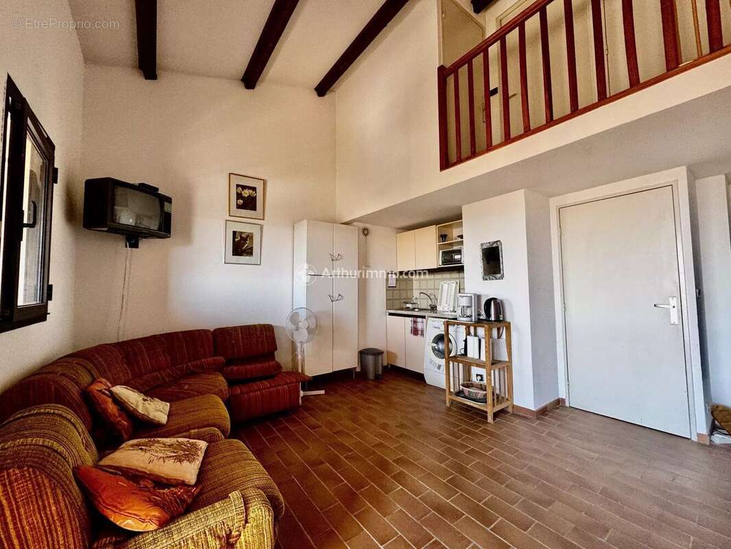 Appartement à SIX-FOURS-LES-PLAGES