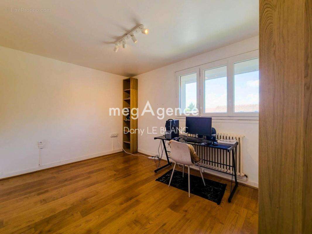 Maison familiale 4 pièces avec jardin - photo 15