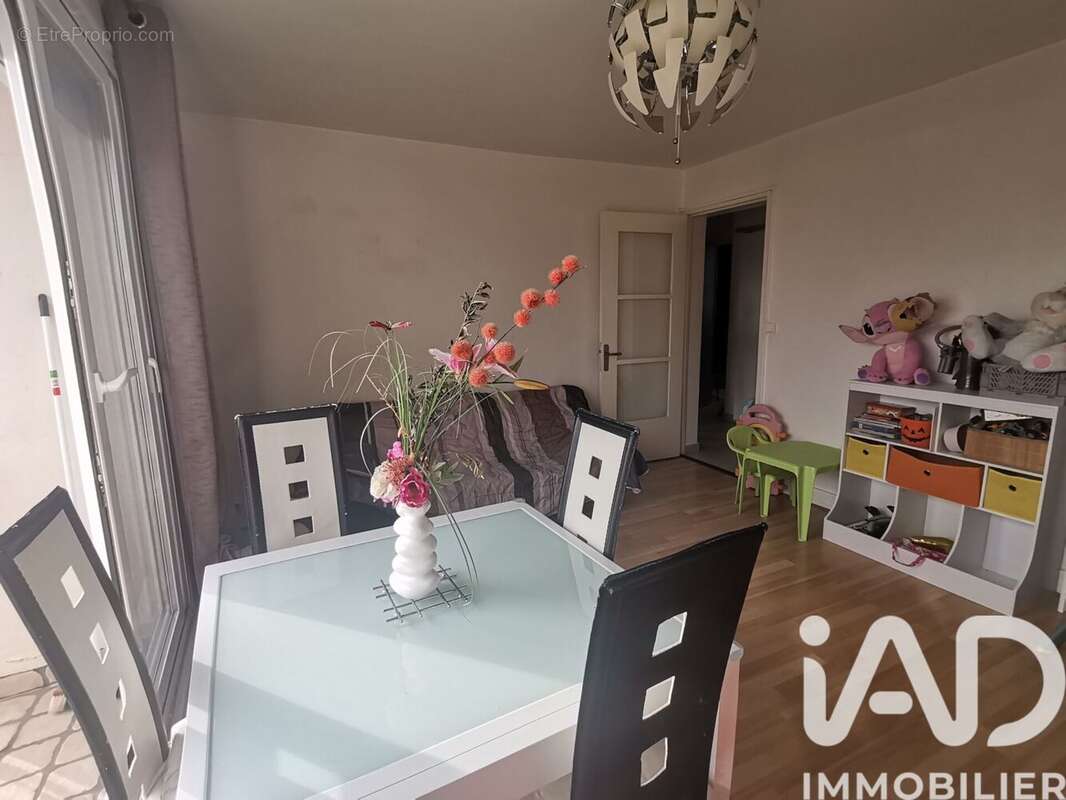 Photo 3 - Appartement à VITRY-SUR-SEINE