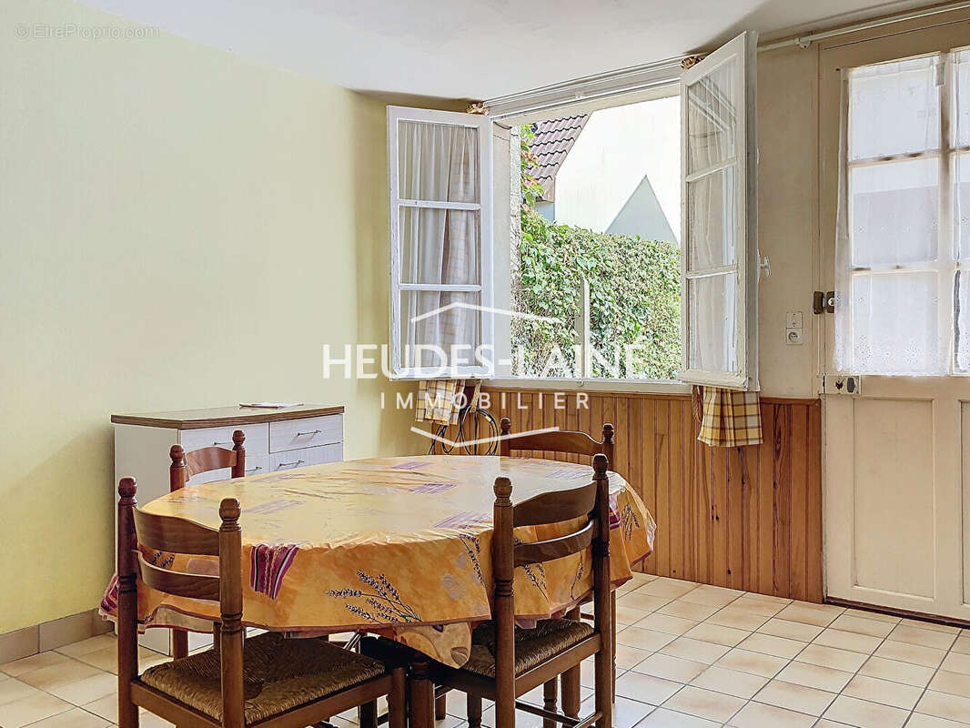 Appartement à SAINT-PAIR-SUR-MER