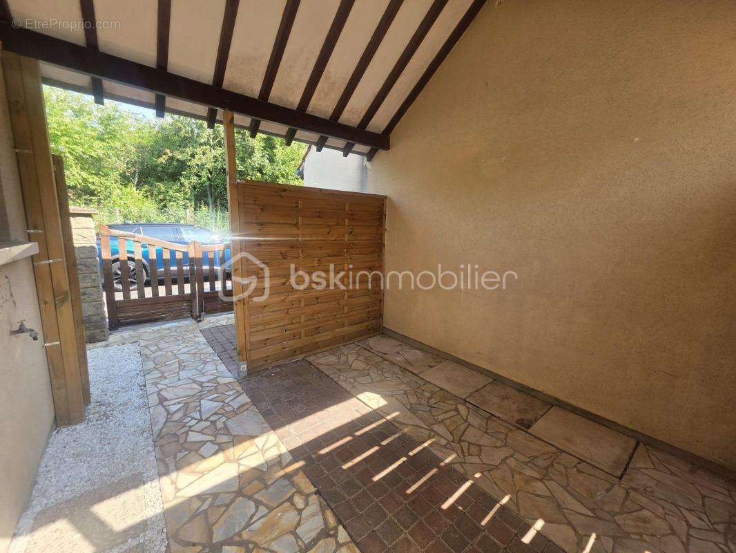 MAISON F5  4 Chambres -ROISSY EN BRIE- Combles Aménagés- Jardin -Garage - Centre Ville - photo 12