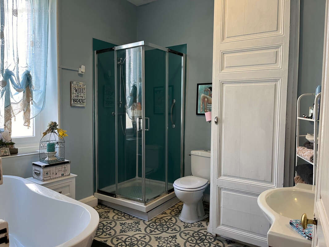 Maison à JUMILHAC-LE-GRAND