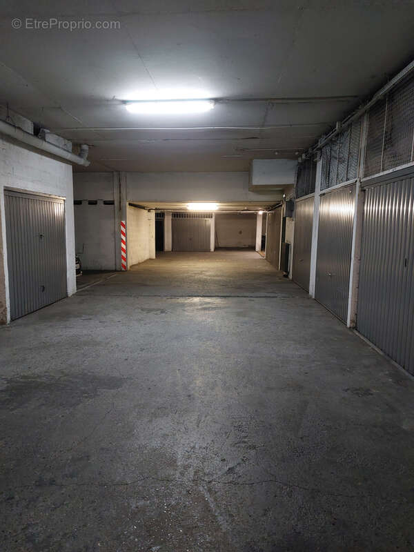 Parking à NICE