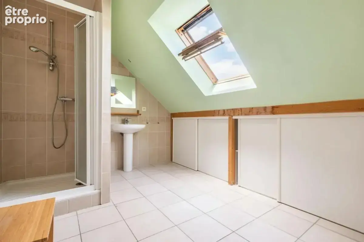 Maison de 7 pièces de 199 m² à La Montagne - photo 14
