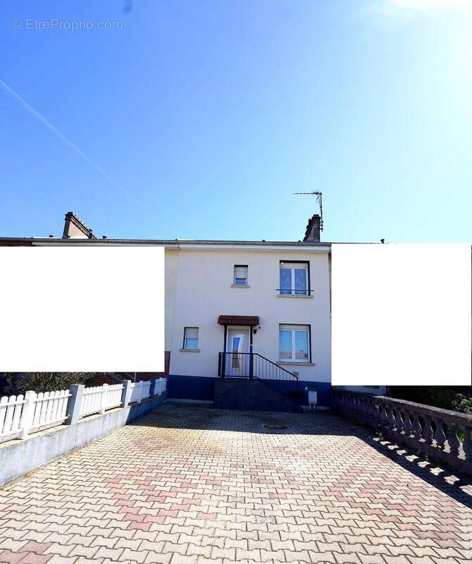 Maison à GUENANGE