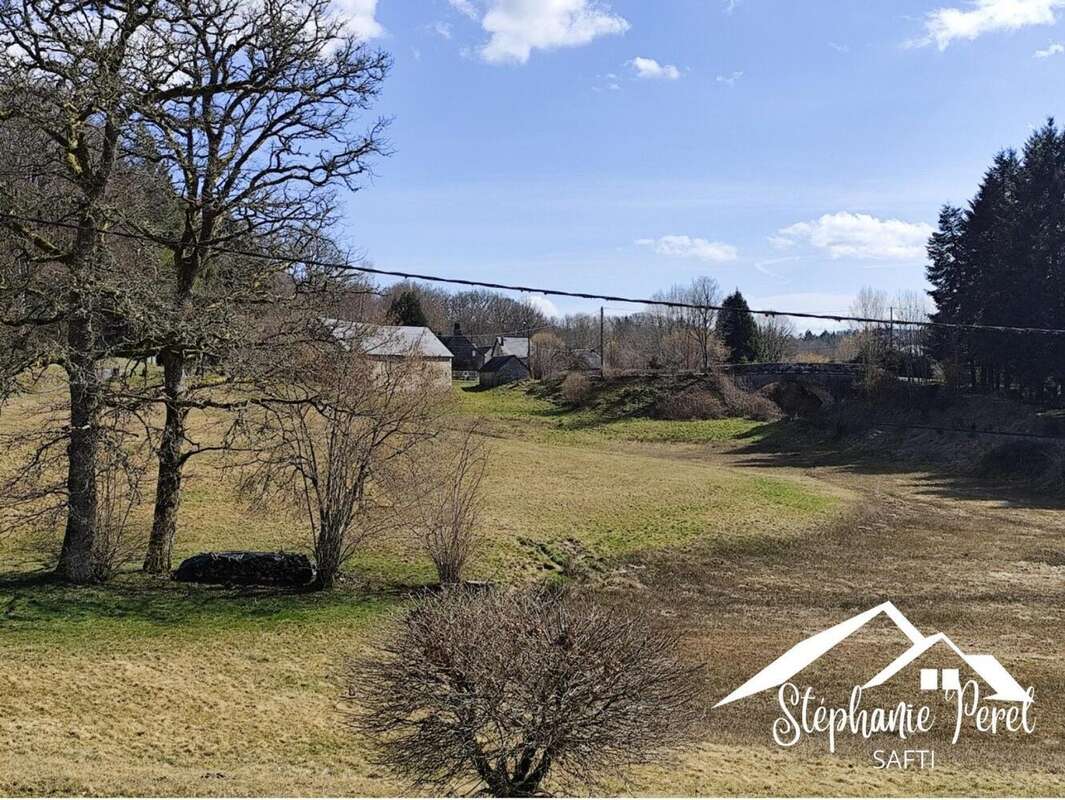 Photo 5 - Maison à BUGEAT